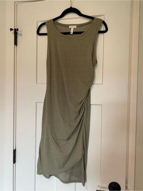 Leith Olive Sleeveless Midi Dress with Side Ruching
